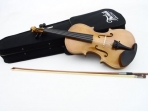 Violín Traviata  4/4  Incluye Arco   Estuche y Resina (PRODUCTO AGOTADO)