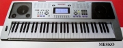 Teclado Bontempi  NU - 002 - 5 Octavas 61 Teclas  - 300 Tonos - 300 Ritmos -  2 Parlantes con 2 Tweeter  (PRODUCTO AGOTADO)