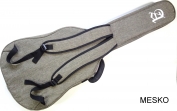 Alhambra 2 F, Guitarra Española, Clásica  Cuerdas Nylon,  TAPA: Cedro Macizo, AROS Y FONDO: Sicomoro, MANGO: Samanguila, DIAPASÓN: Palosanto de India CLAVIJEROS: Niquelados, Incluye Funda ( PRODUCTO AGOTADO )