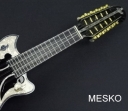 El Chasqui, Charango Linea Profesional  Tapa Pino Abeto, Caja Nogal, Puente y Diapason de Ebano, Electroacústico con Equalizador Activo de Alta Calidad Incluye Afinador # 107