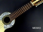 Pedro Quispe T.  Markama  Charango con Ecualizador Activo Joyo JE - 303 Construido con Tapa de Pino Abeto, Caja de Naranjillo, Puente y Diapason de Jacaranda, Incluye Funda # 111
