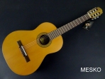 Raimundo 104M/61 Guitarra 3/4 Clásica Española Cuerdas Nylon, tiro 61 cm, largo 95 cm  # 19 B