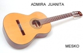 Admira Juanita,Guitarra Española Clásica Cuerdas Nylon, Electroacústica con Equalizador Fishman  ISYS 3 Bandas Bandas  $ 41 