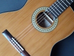 Guitarra Admira Modelo A1 Artesania Clásica Cuerdas Nylon Electroacustica con Equalizador Fishman ISYS # 38 (PRODUCTO AGOTADO)
