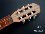 Requinto Mesko, Cubierta Pino Abeto, Cuerpo de Sapelly, Puente de Caoba, Diapasón de Palo Roza , Clavijero Plateado Holandés de Alta Precisión, Construido con Maderas  Laminadas  # 1
