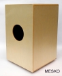 Cajón Peruano Flamenco Reglable GCR - Estructura en terciado de pino 12 mm pulido Tapa en terciado 3 mm. Pulido Barnizado al Natural brillante