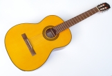 Takamine GC - 1 NAT Guitarra Clásica Cuerdas Nylon con Equalizador Fishman Isys con Afinador.  # 14 